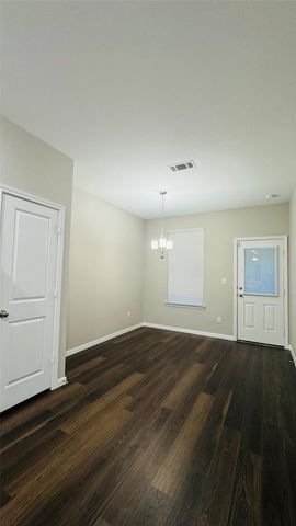 10473 Pineland Drive, Conroe, TX 77378