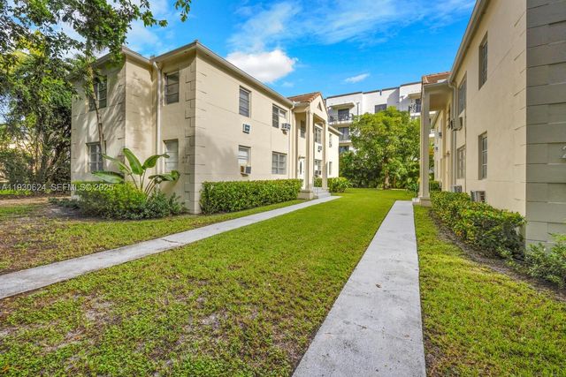 27 Phoenetia Ave 3, Coral Gables, FL 33134