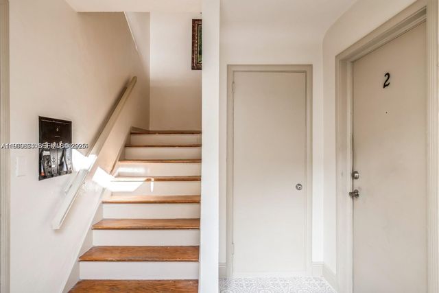 27 Phoenetia Ave 3, Coral Gables, FL 33134