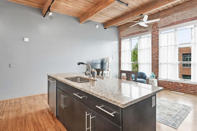 448 W Nationwide Boulevard, 404, Columbus, OH 43215