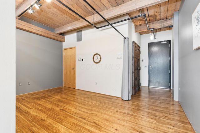 448 W Nationwide Boulevard, 404, Columbus, OH 43215