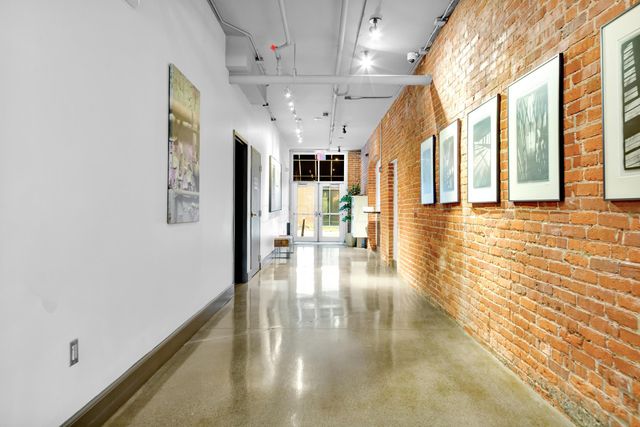 448 W Nationwide Boulevard, 404, Columbus, OH 43215