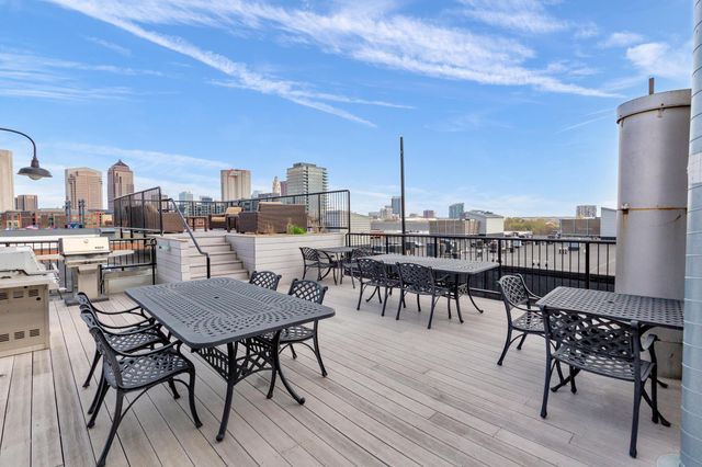 448 W Nationwide Boulevard, 404, Columbus, OH 43215