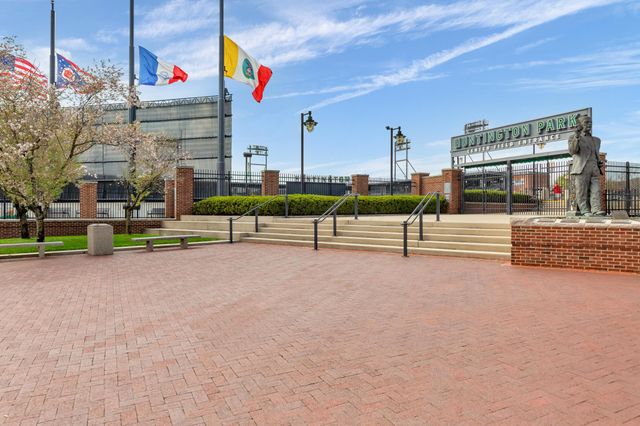 448 W Nationwide Boulevard, 404, Columbus, OH 43215