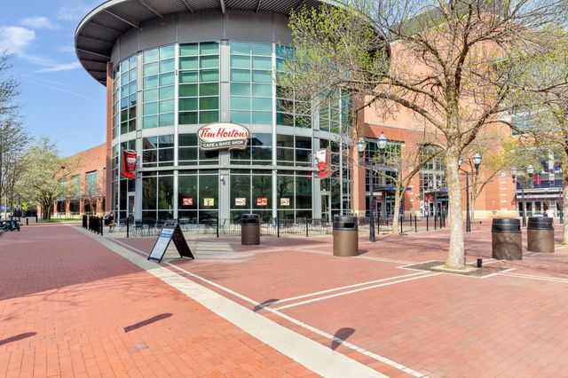 448 W Nationwide Boulevard, 404, Columbus, OH 43215