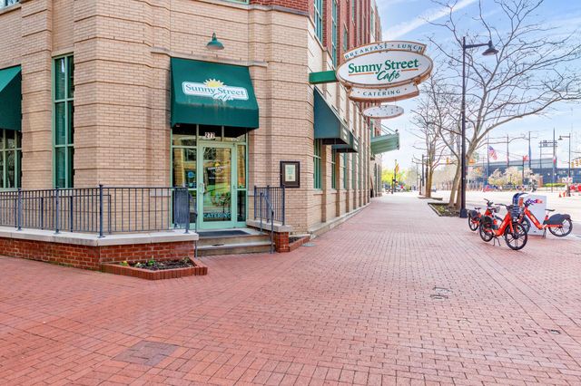 448 W Nationwide Boulevard, 404, Columbus, OH 43215