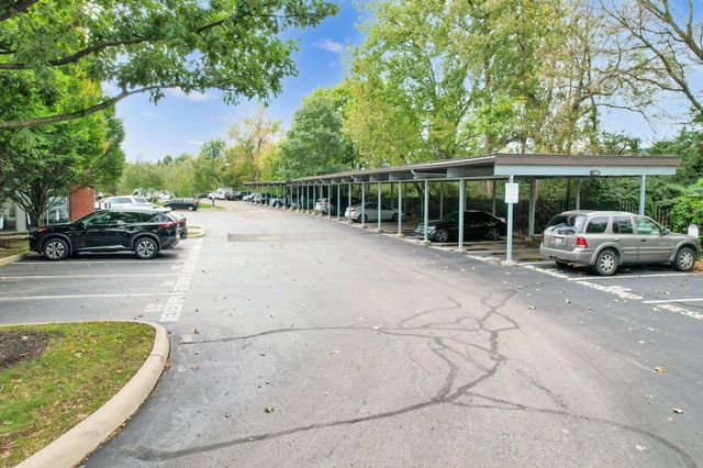 448 W Nationwide Boulevard, 404, Columbus, OH 43215