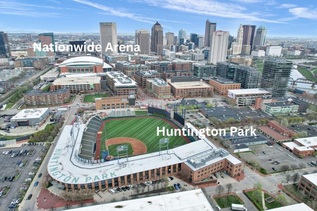 448 W Nationwide Boulevard, 404, Columbus, OH 43215