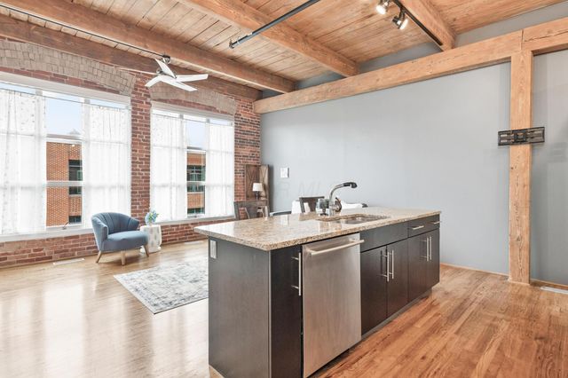 448 W Nationwide Boulevard, 404, Columbus, OH 43215
