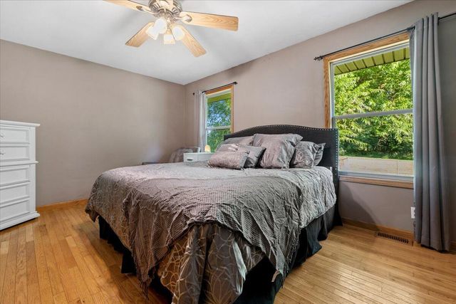 11265 W Coon Lake Road, Webberville, MI 48892