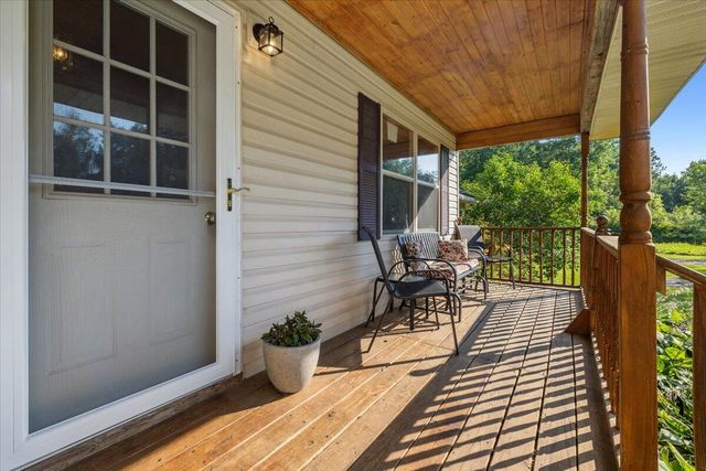 11265 W Coon Lake Road, Webberville, MI 48892