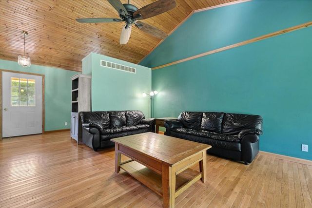 11265 W Coon Lake Road, Webberville, MI 48892