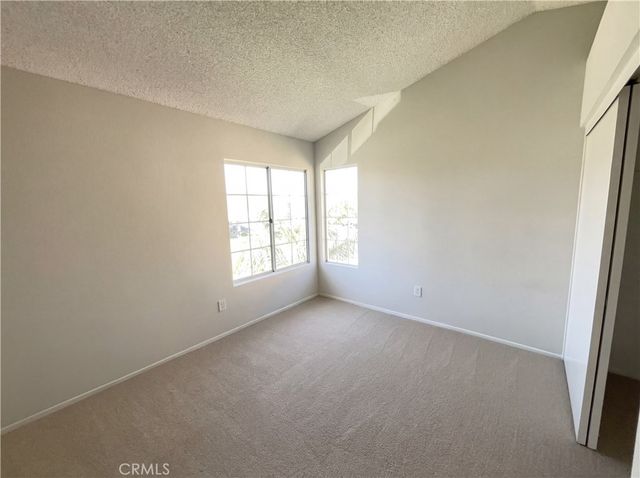 1947 Neptune Drive, Perris, CA 92571