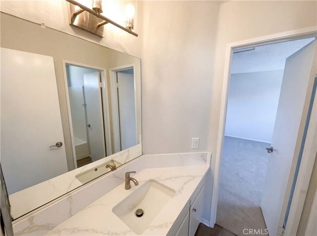 1947 Neptune Drive, Perris, CA 92571