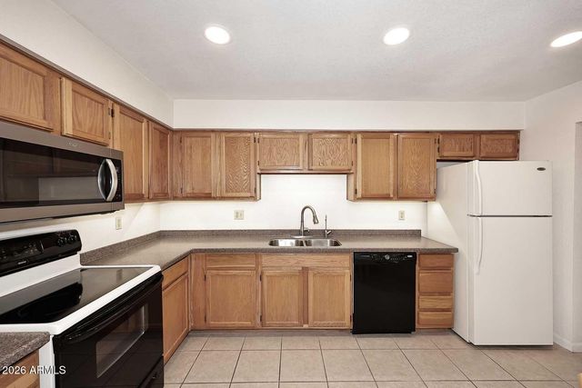9115 E PURDUE Avenue 108, Scottsdale, AZ 85258