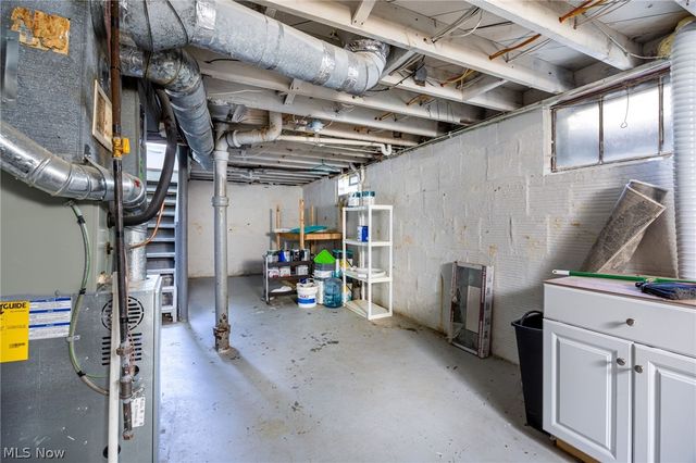 1293 Tioga Avenue, Akron, OH 44305