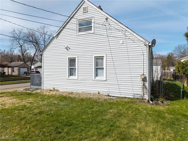 1293 Tioga Avenue, Akron, OH 44305