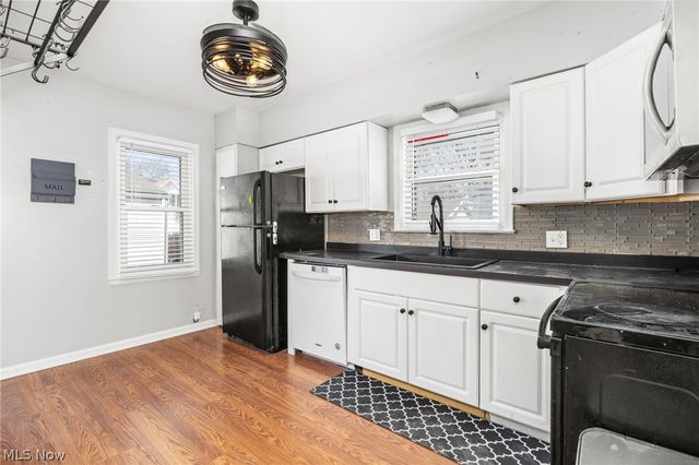 1293 Tioga Avenue, Akron, OH 44305