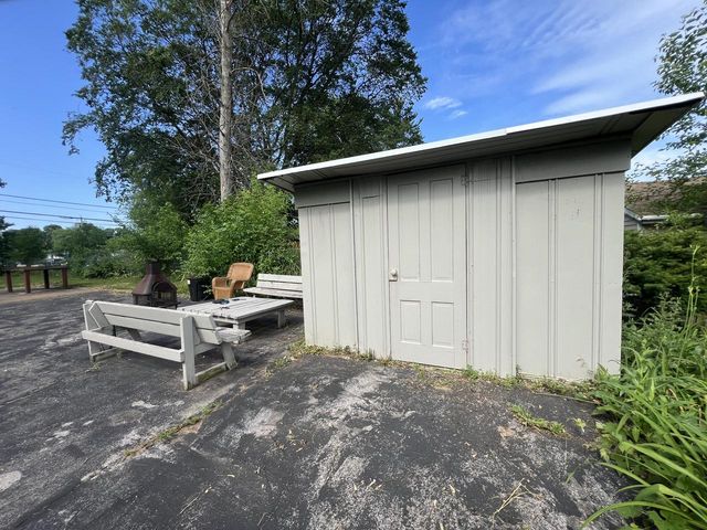 2741 E Denton AVENUE, Saint Francis, WI 53235