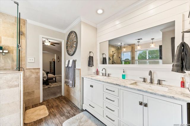 12470 CEDAR TRL, Helotes, TX 78023