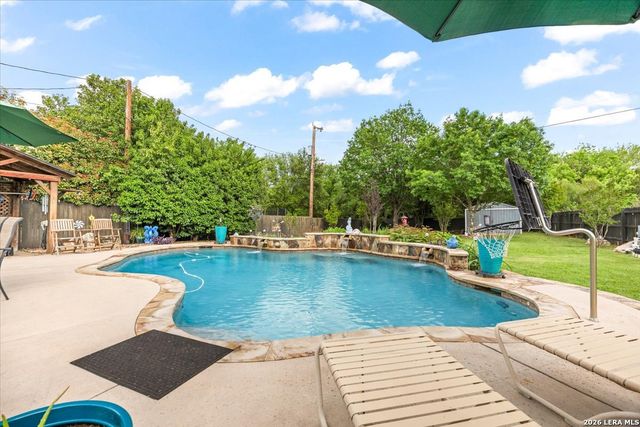 12470 CEDAR TRL, Helotes, TX 78023