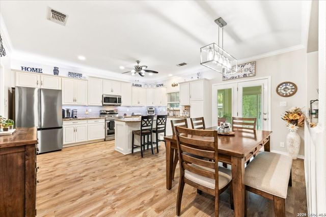 12470 CEDAR TRL, Helotes, TX 78023