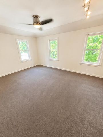 2951 W Jarlath Street, Chicago, IL 60645