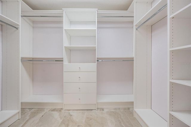 5003 W NEPTUNE WAY, Tampa, FL 33609