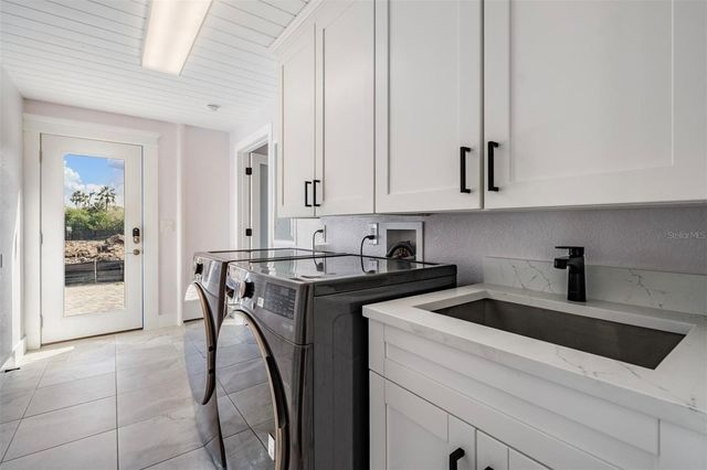 5003 W NEPTUNE WAY, Tampa, FL 33609