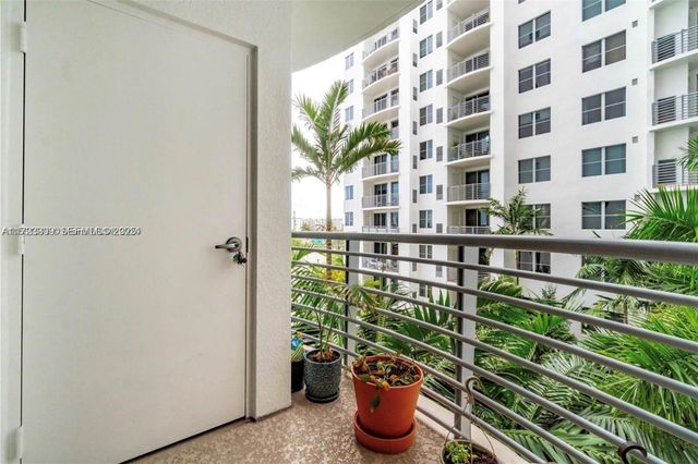 1830 Radius Drive 516, Hollywood, FL 33020