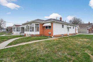 5202 302nd Street, Toledo, OH 43611