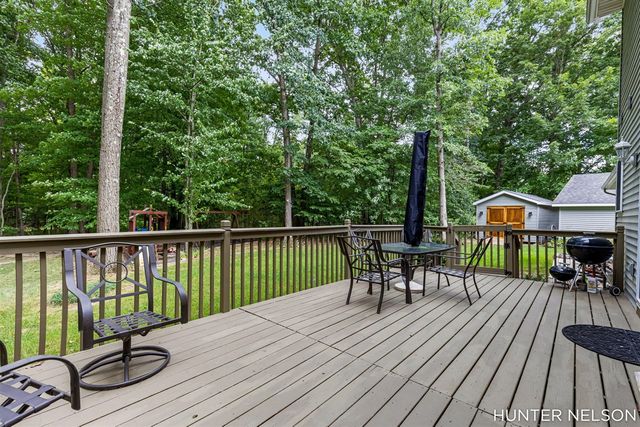 3160 Cottage Court, Cedar Springs, MI 49319