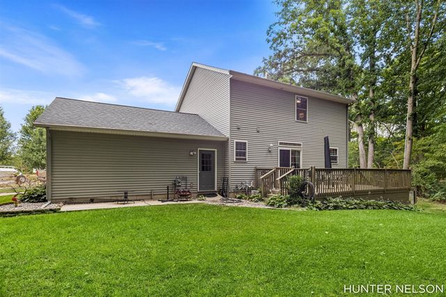 3160 Cottage Court, Cedar Springs, MI 49319