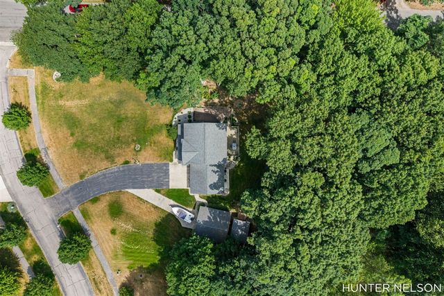 3160 Cottage Court, Cedar Springs, MI 49319