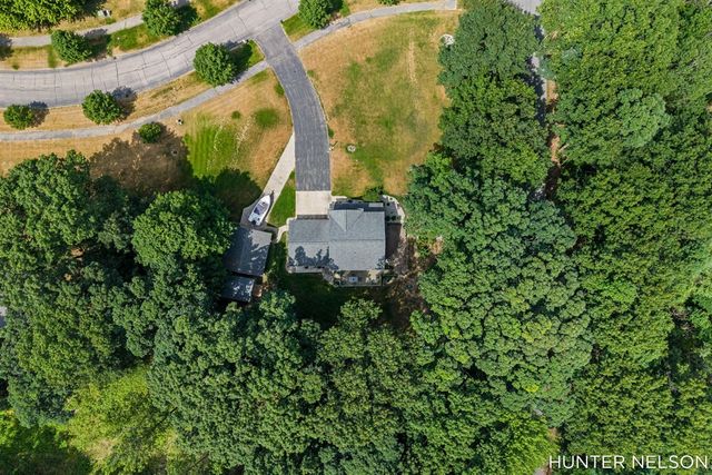 3160 Cottage Court, Cedar Springs, MI 49319