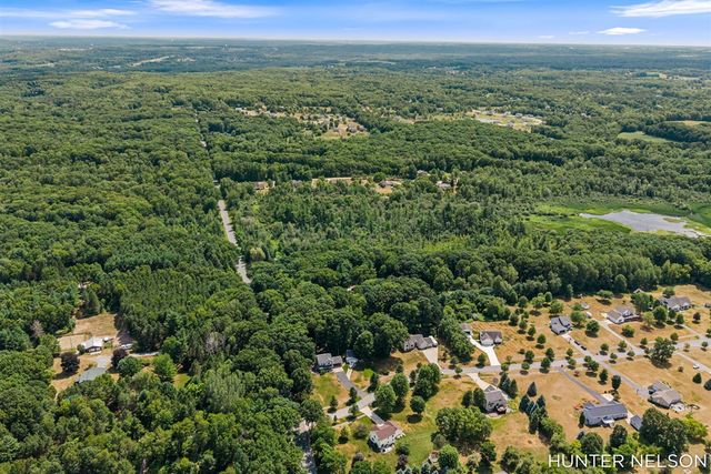 3160 Cottage Court, Cedar Springs, MI 49319