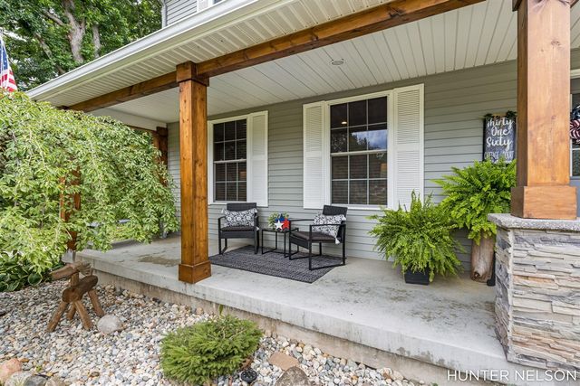 3160 Cottage Court, Cedar Springs, MI 49319