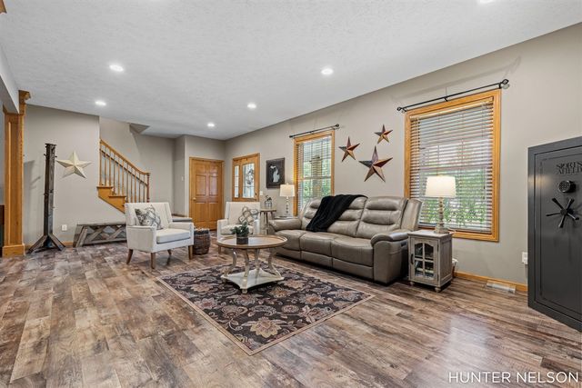 3160 Cottage Court, Cedar Springs, MI 49319