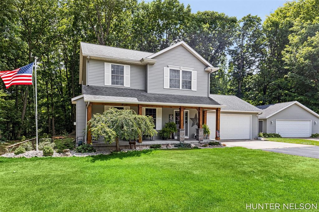 3160 Cottage Court, Cedar Springs, MI 49319