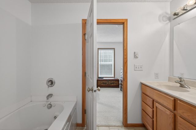 2897 Mark Twain Drive, Chaska, MN 55318