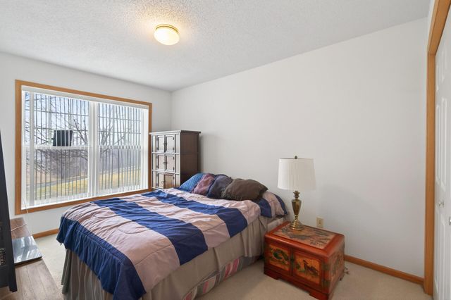 2897 Mark Twain Drive, Chaska, MN 55318