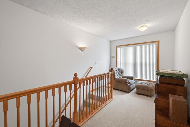 2897 Mark Twain Drive, Chaska, MN 55318