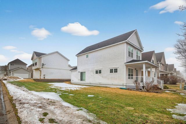 2897 Mark Twain Drive, Chaska, MN 55318