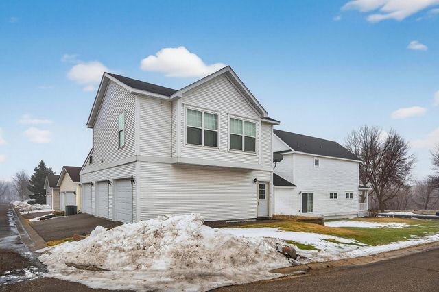 2897 Mark Twain Drive, Chaska, MN 55318