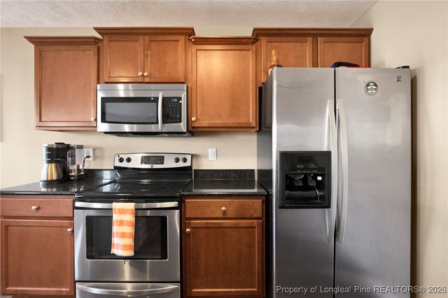 2568 Spinnaker Drive, Hope Mills, NC 28348