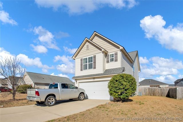 2568 Spinnaker Drive, Hope Mills, NC 28348