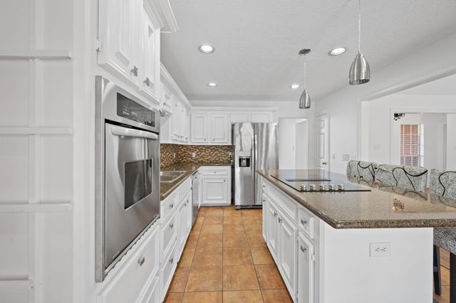 7302 Maple Lane, Baytown, TX 77521