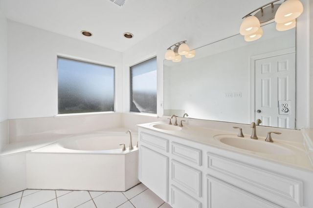 7302 Maple Lane, Baytown, TX 77521