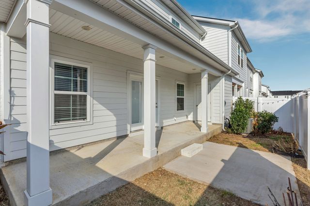 4349 Spyglass Dr, Murfreesboro, TN 37127