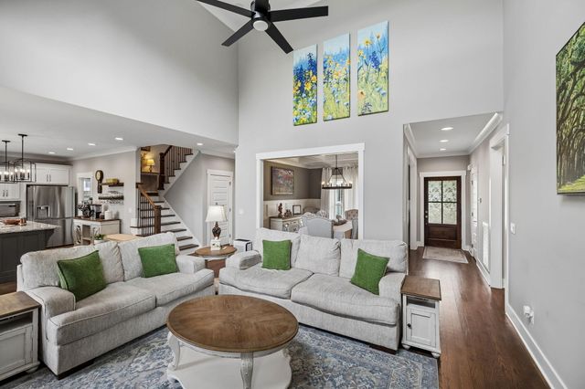 13274 Blakeslee Drive, Soddy Daisy, TN 37379